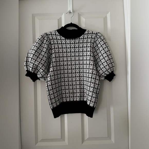 THML Tinsel & Tweed Short Puff Balloon Sleeve Sweater Black/white & gold tinsel - Picture 5 of 7